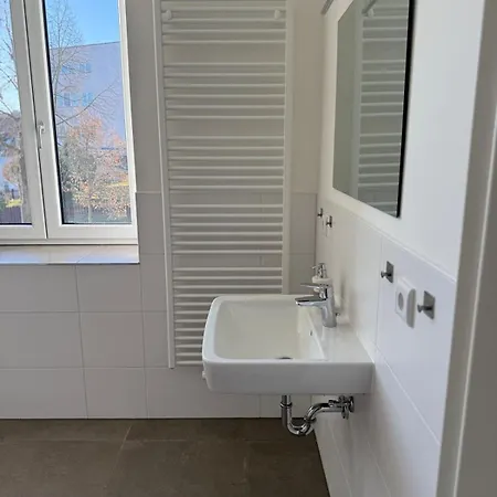 Kaiserlich Schlafen In Der Alten Post * Oelsnitz (Erzgebirge)