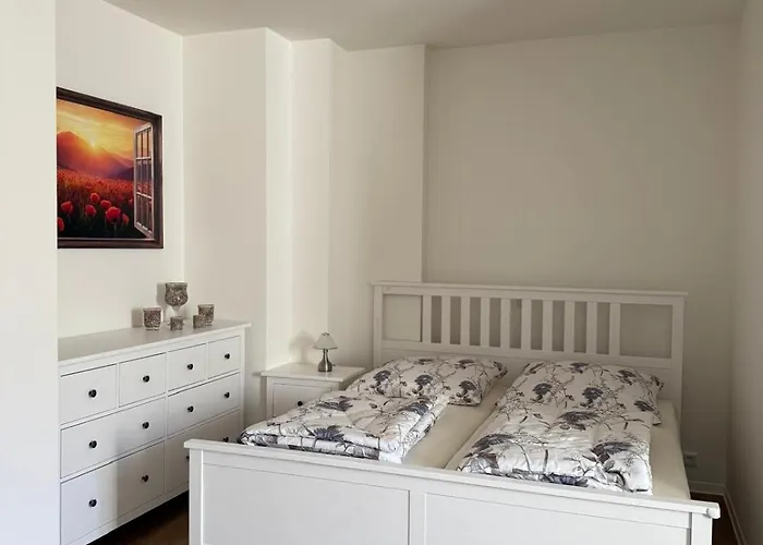 Kaiserlich Schlafen In Der Alten Post * Oelsnitz (Erzgebirge)